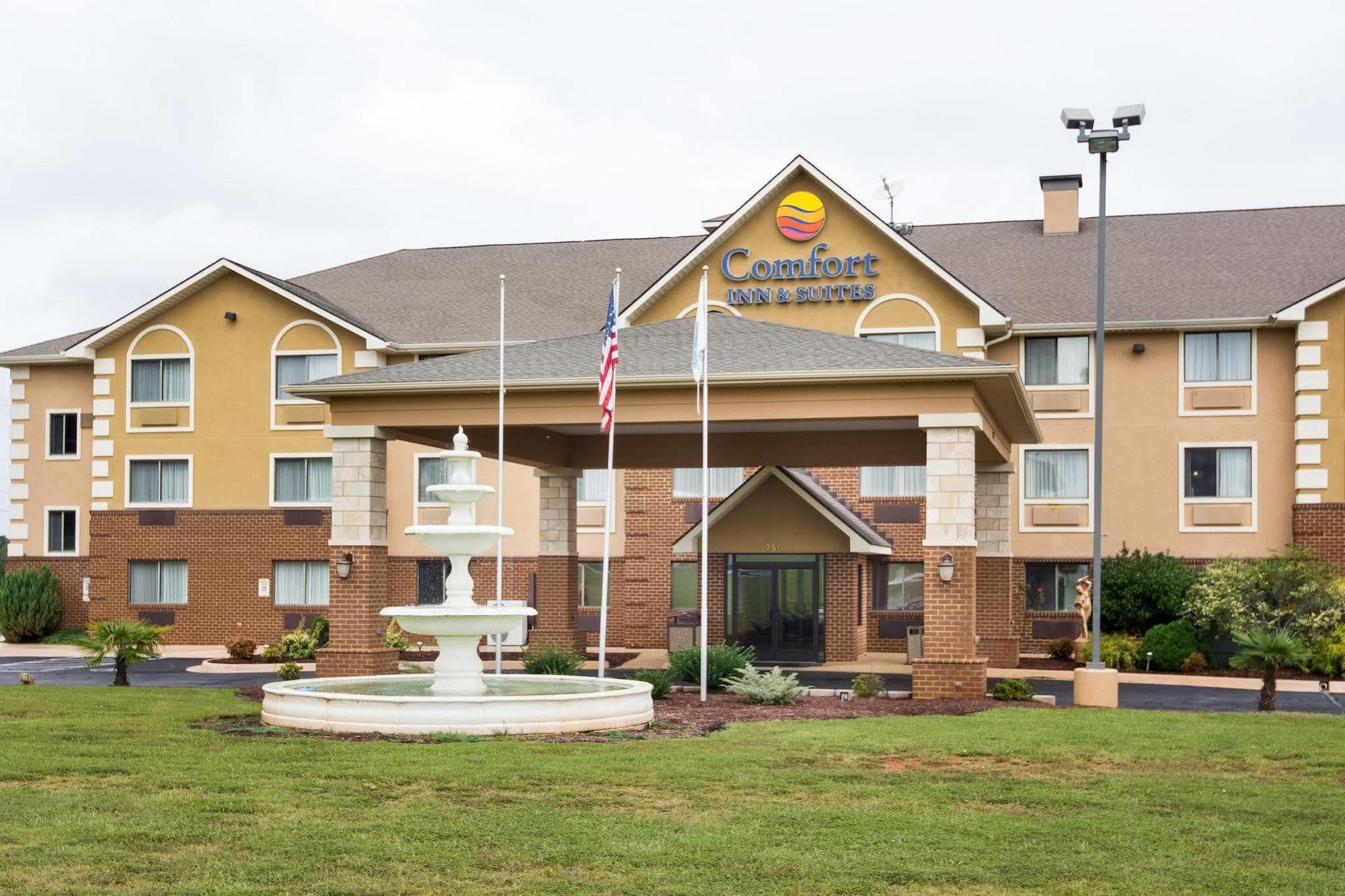 Comfort Inn & Suites South Hill I-85 Εξωτερικό φωτογραφία